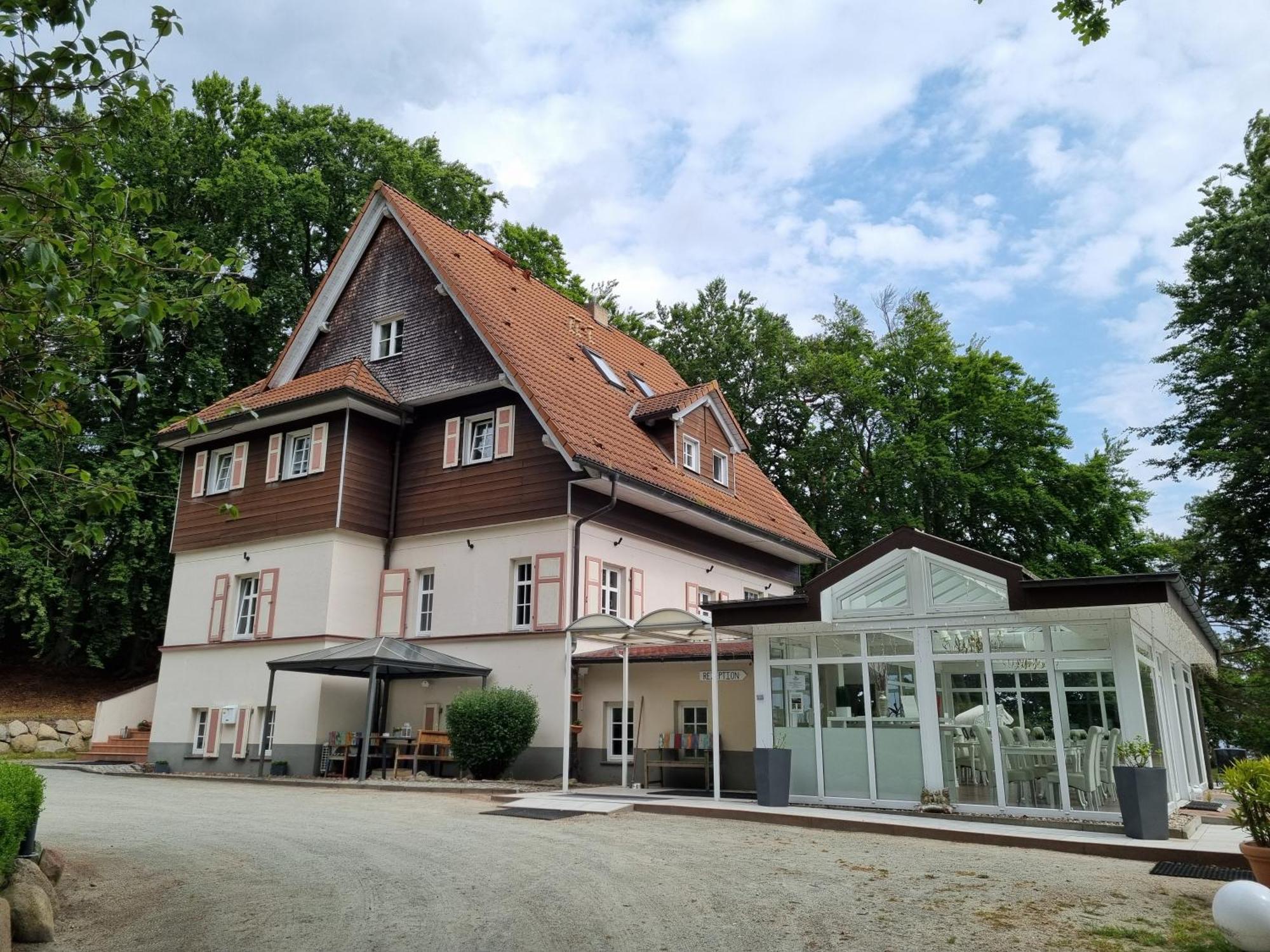 Strandhotel Lindequist Sellin  외부 사진